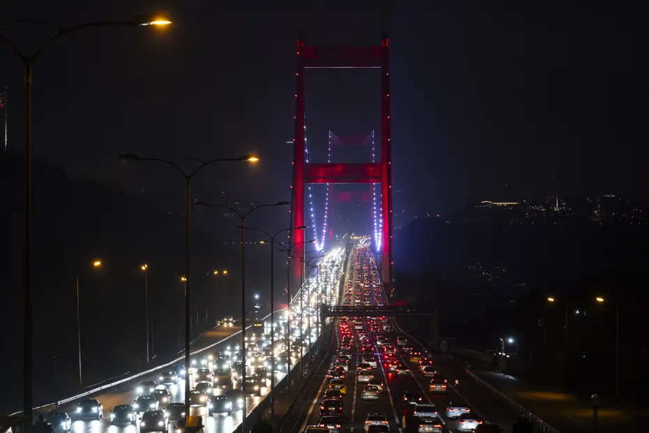 İstanbul'da Bayram Dönüşü Trafiği: Yoğunluk %62'ye Ulaştı