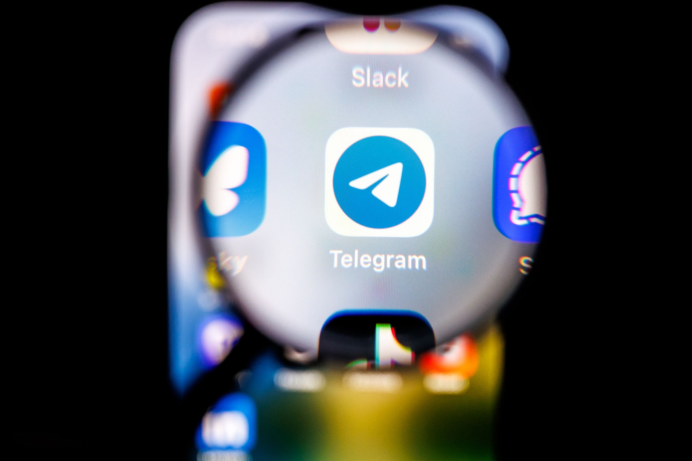 Telegram'da 21 Milyar Dolarlık Kripto Kara Borsası Yaptırımlara Rağmen Büyüyor