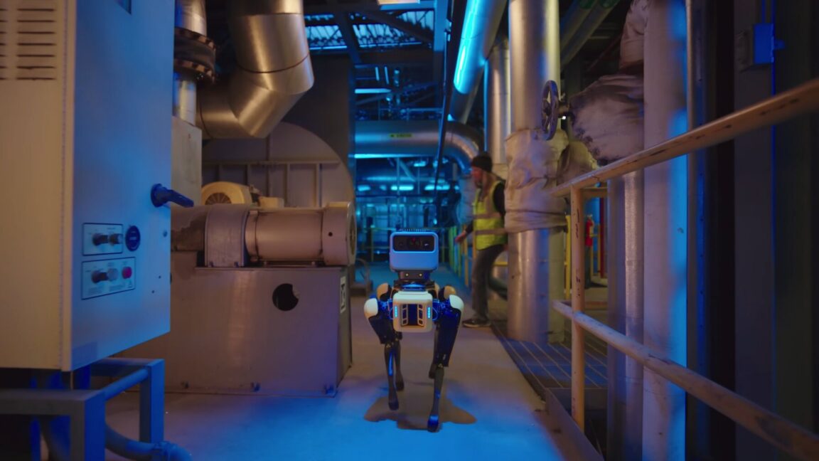 Boston Dynamics'in Robot Köpeği Spot, Google AI ile Göstergeleri Okuyabiliyor