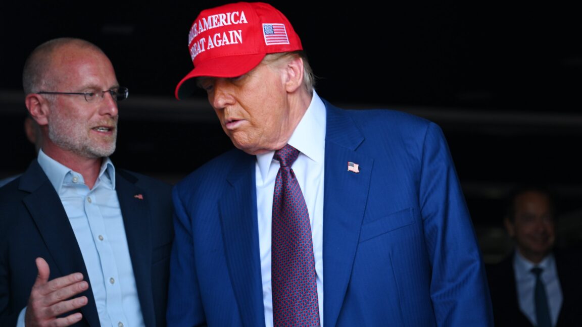 Disney, Trump Yönetiminin FCC Lisans Tehdidini Yasal Yollarla Aşabilir