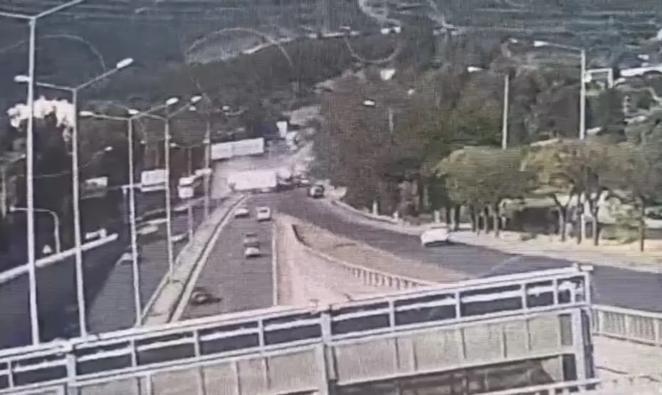 İzmir'deki Dehşet Verici Tır Kazasının Görüntüleri Ortaya Çıktı