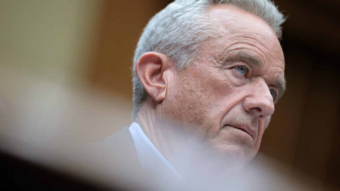 Trump Yönetimi ve RFK Jr., Aşı Danışma Kurulunu İptal Eden Mahkeme Kararına İtiraz Etti