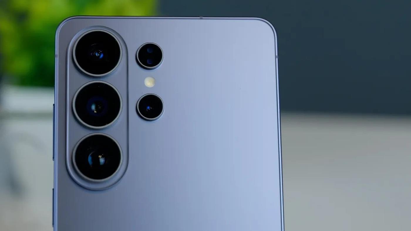 Samsung Galaxy S27 Ultra'nın Kamera Özellikleri Sızdırıldı: 3x Telefoto Tarih Oluyor