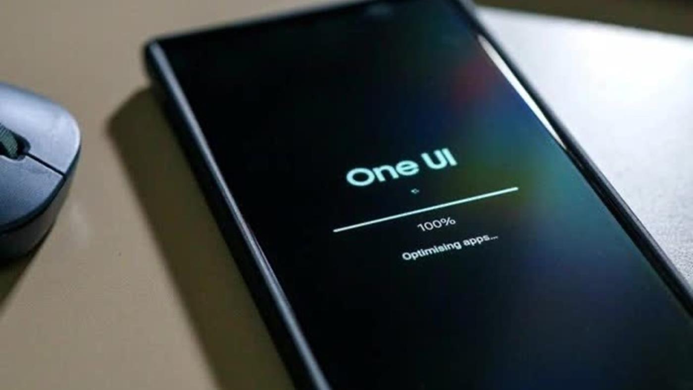 Samsung Galaxy S25 Serisi İçin Kararlı One UI 8.5 Güncellemesi Yayınlandı