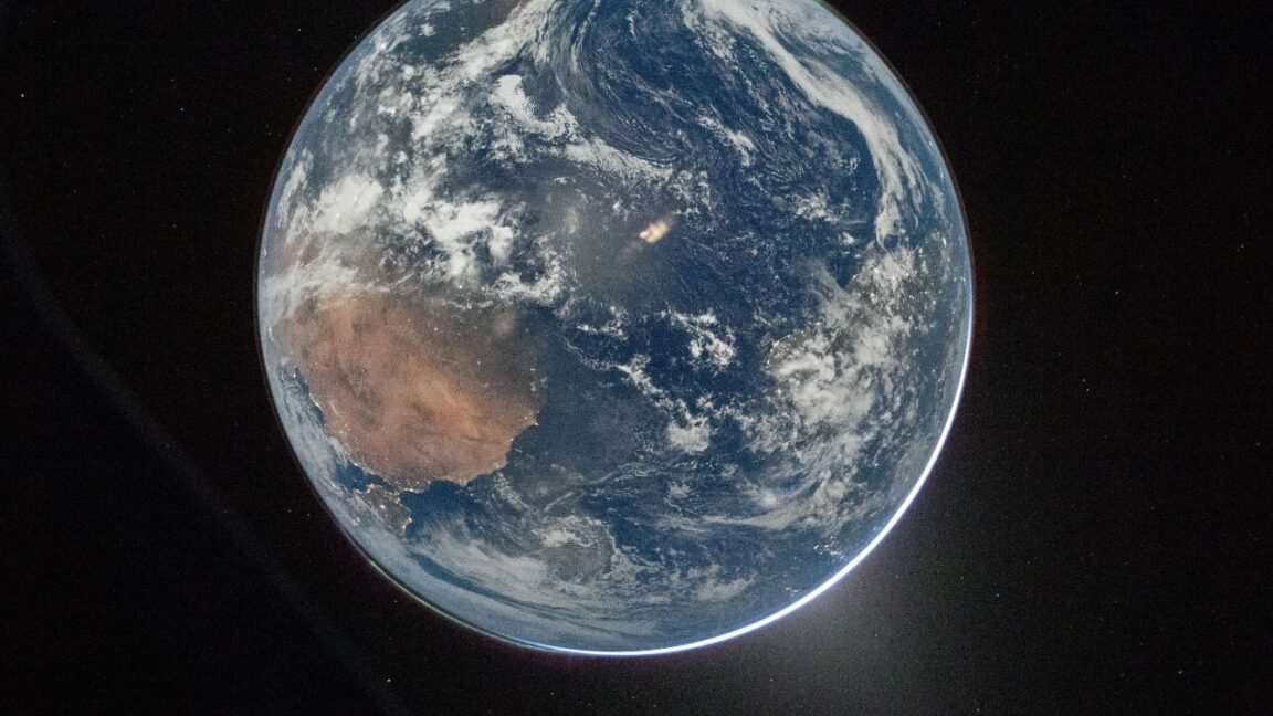 Artemis II Görevinin İkonik "Merhaba Dünya" Fotoğrafının Animasyonlu Versiyonu Çarpıcı Detayları Ortaya Çıkardı