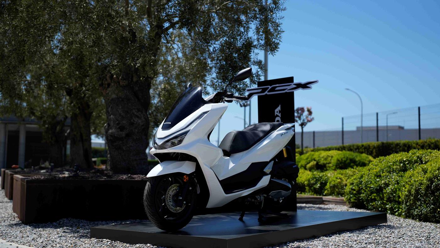 Honda'nın Türkiye'de Üretilen İlk Scooter Modeli PCX125 Ön Siparişe Açıldı