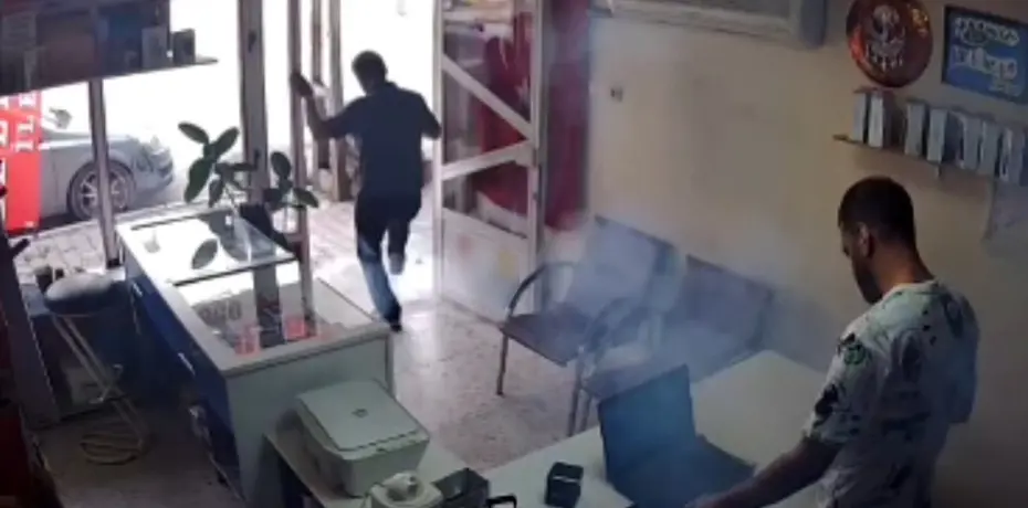 Adana'da Korkutucu Anlar: Tamir Edilen Cep Telefonu Bataryası Patladı