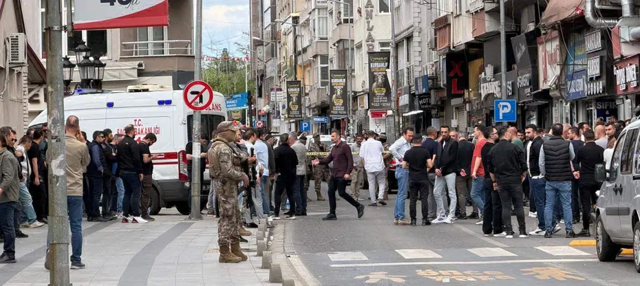 Tekirdağ'da İki Polis Şehit Oldu: Vatandaşlardan Katil Zanlısına Linç Girişimi