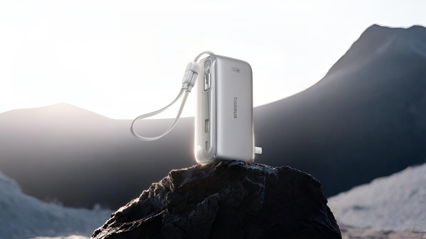 Baseus, 67W Gücünde ve Dahili Bataryalı Yeni Şarj Adaptörünü Tanıttı