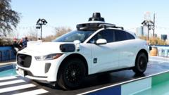 Waymo, Su Baskınları Nedeniyle 5 ABD Şehrinde Robotaksi Hizmetini Durdurdu