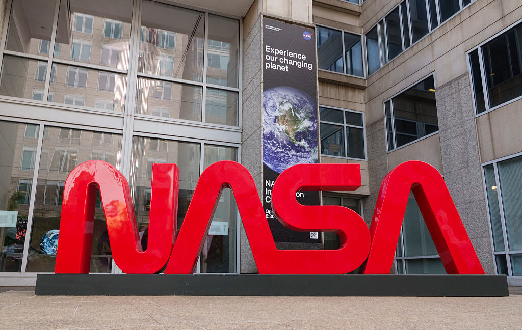 NASA'da Büyük Yeniden Yapılanma: Bürokrasiden Kurtulup Ay Görevlerine Odaklanılacak