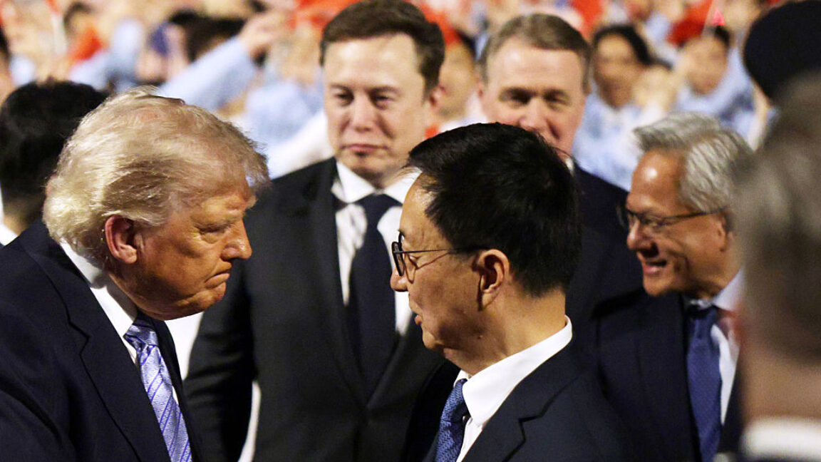 Trump, Teknoloji Liderlerinin İtirazı Üzerine Yapay Zeka Kararnamesini İptal Etti