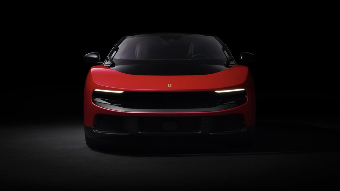Ferrari'nin İlk Elektrikli Otomobili Luce Tanıtıldı: Tartışmalı Dış, Kusursuz İç Tasarım