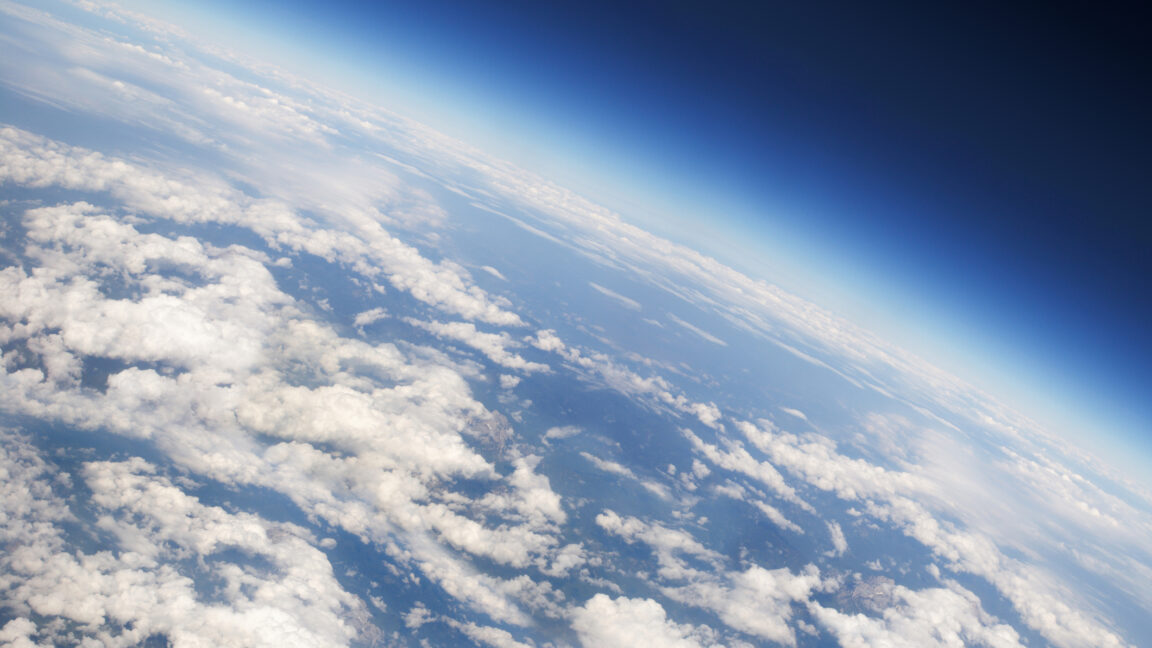 Dünya'nın Oksijen Zengini Atmosferi Tektonik Plakalara Bağlı Olabilir