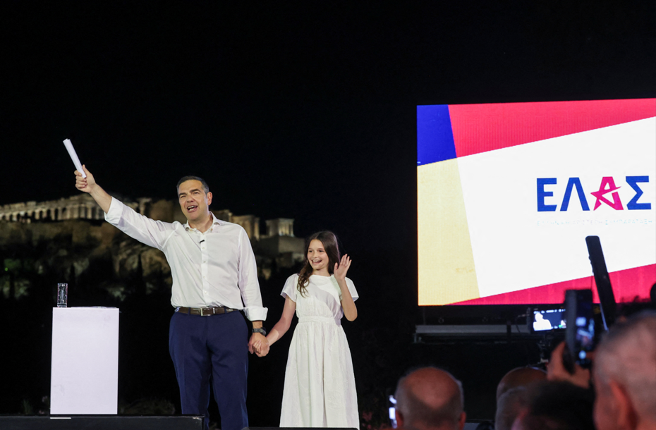 Eski Yunanistan Başbakanı Aleksis Çipras, Yeni Partisi ELAS ile Siyasete Geri Döndü
