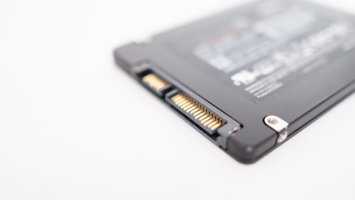 Yeni Tehlike: Web Siteleri SSD Aktivitenizi İzleyerek Sizi Takip Edebilir