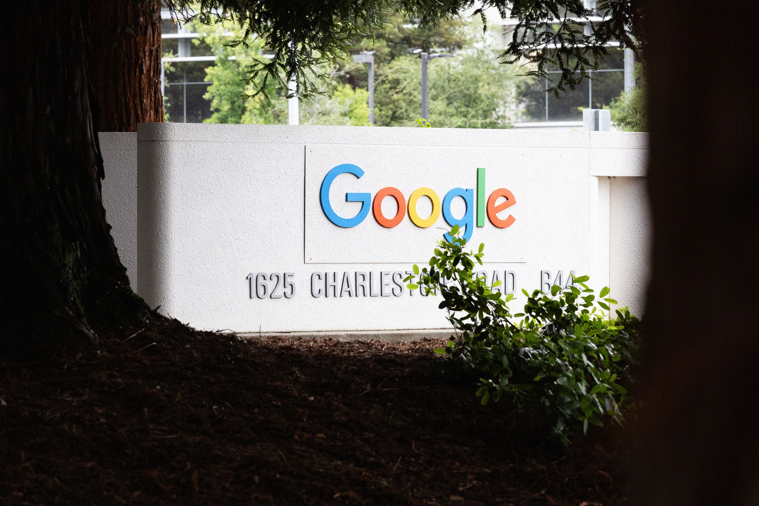 Google Güvenlik Mühendisi Milyon Dolarlık Polymarket Vurgunuyla Tutuklandı