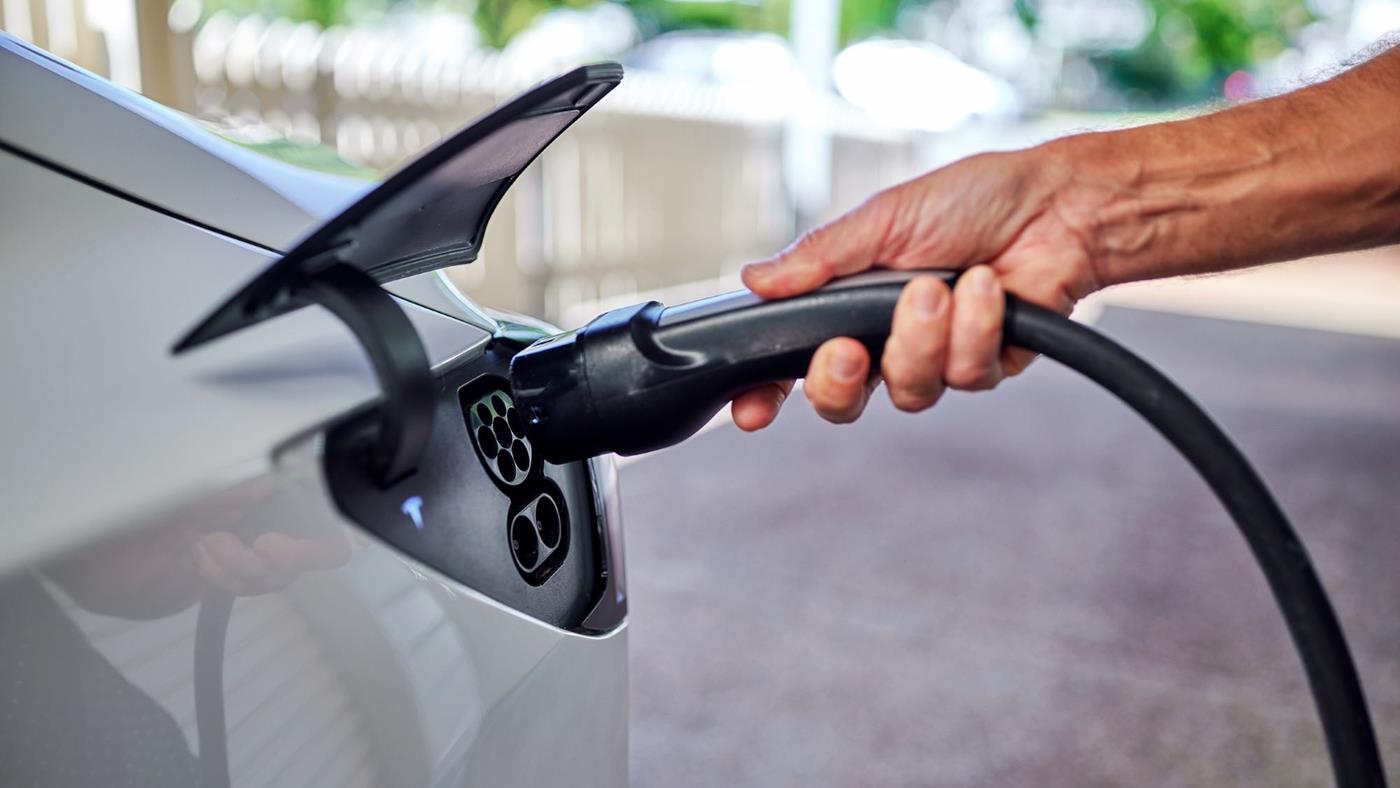 Türkiye'de Elektrikli Araç Şarj Ağı Büyüyor: Soket Sayısı 43 Bini Aştı