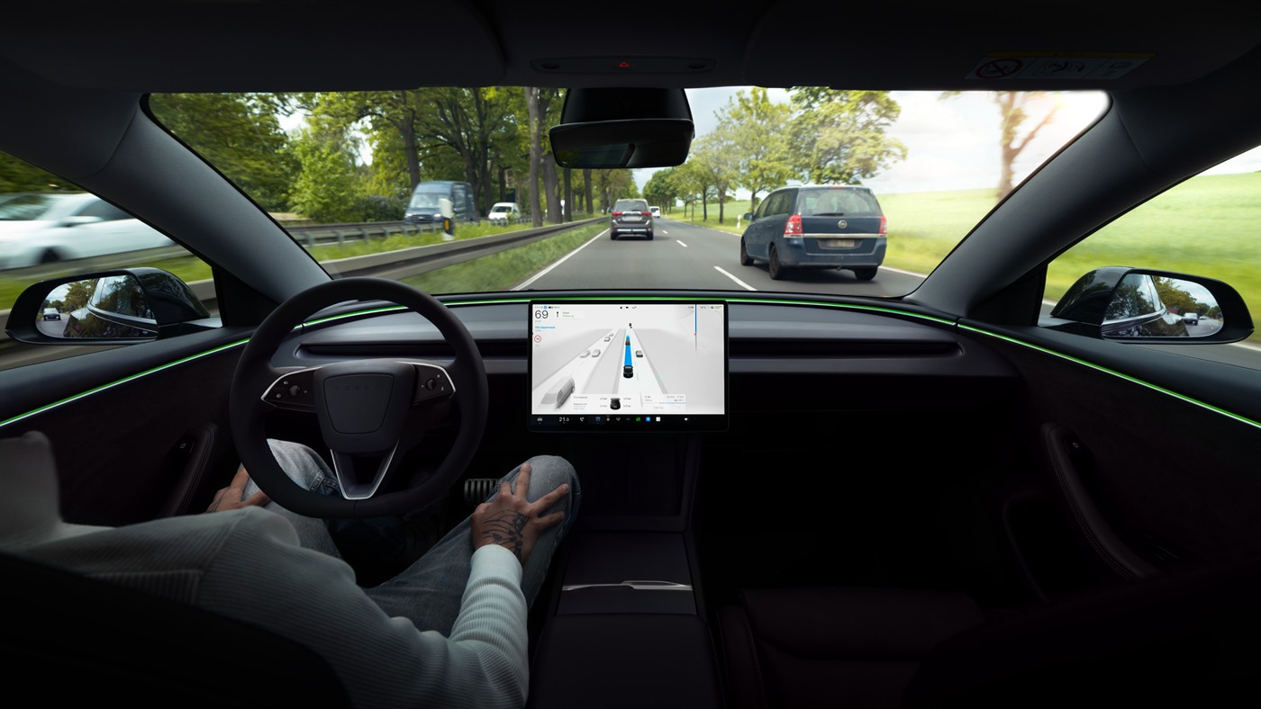 Tesla FSD Avrupa'da Yayılıyor: Estonya Onay Veren Üçüncü Ülke Oldu