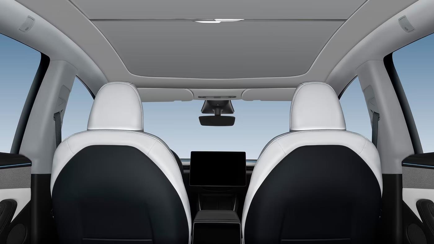 Tesla Model Y İçin İlk Resmi Tavan Güneşliğini Tanıttı: Özellikleri ve Fiyatı