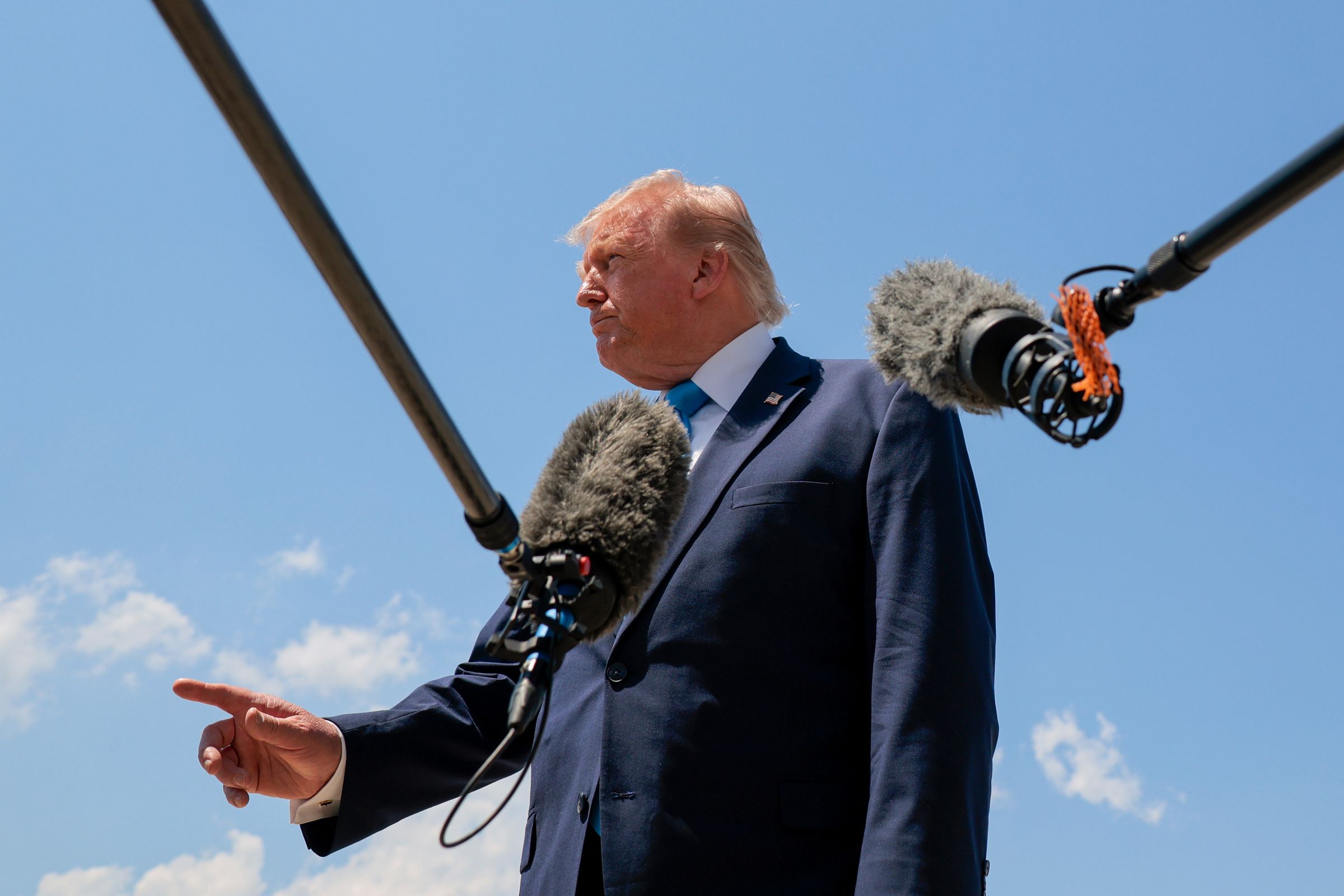Trump Yönetiminde Yapay Zeka Düzenlemesi Krizi: İptal Edilen Kararname Geri Dönecek mi?