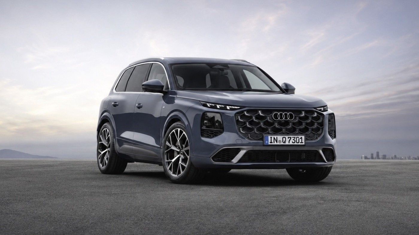 Yeni Nesil Audi Q7 Sızdırıldı: Üç Ekranlı Kokpit ve Yenilenen Tasarım