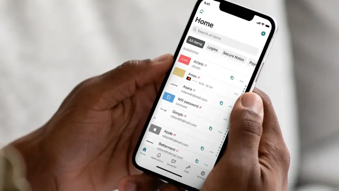 Dashlane'den Şüpheli Açıklama: 20 Şifreli Kasa Çalındı
