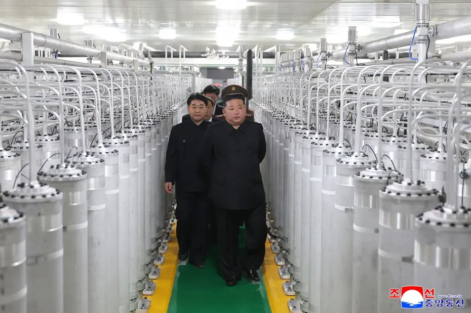 Kim Jong Un Yeni Nükleer Tesisi Ziyaret Etti: "Kapasiteyi Katlanarak Artıracağız"