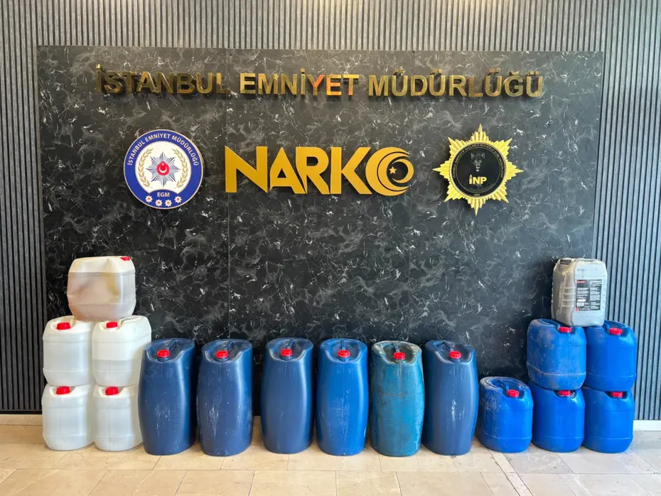 İstanbul'da Büyük Çaplı Narkotik Operasyonu: Yarım Ton Metamfetamin Ele Geçirildi
