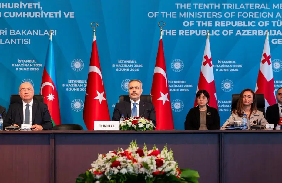 Dışişleri Bakanı Fidan'dan Üçlü Zirvede 'Kafkasya'da Kalıcı Barış ve Enerji Güvenliği' Vurgusu