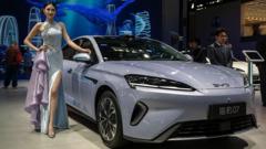 ABD, Alibaba ve BYD'yi Çin Ordusuyla Bağlantılı Şirketler Listesine Ekledi