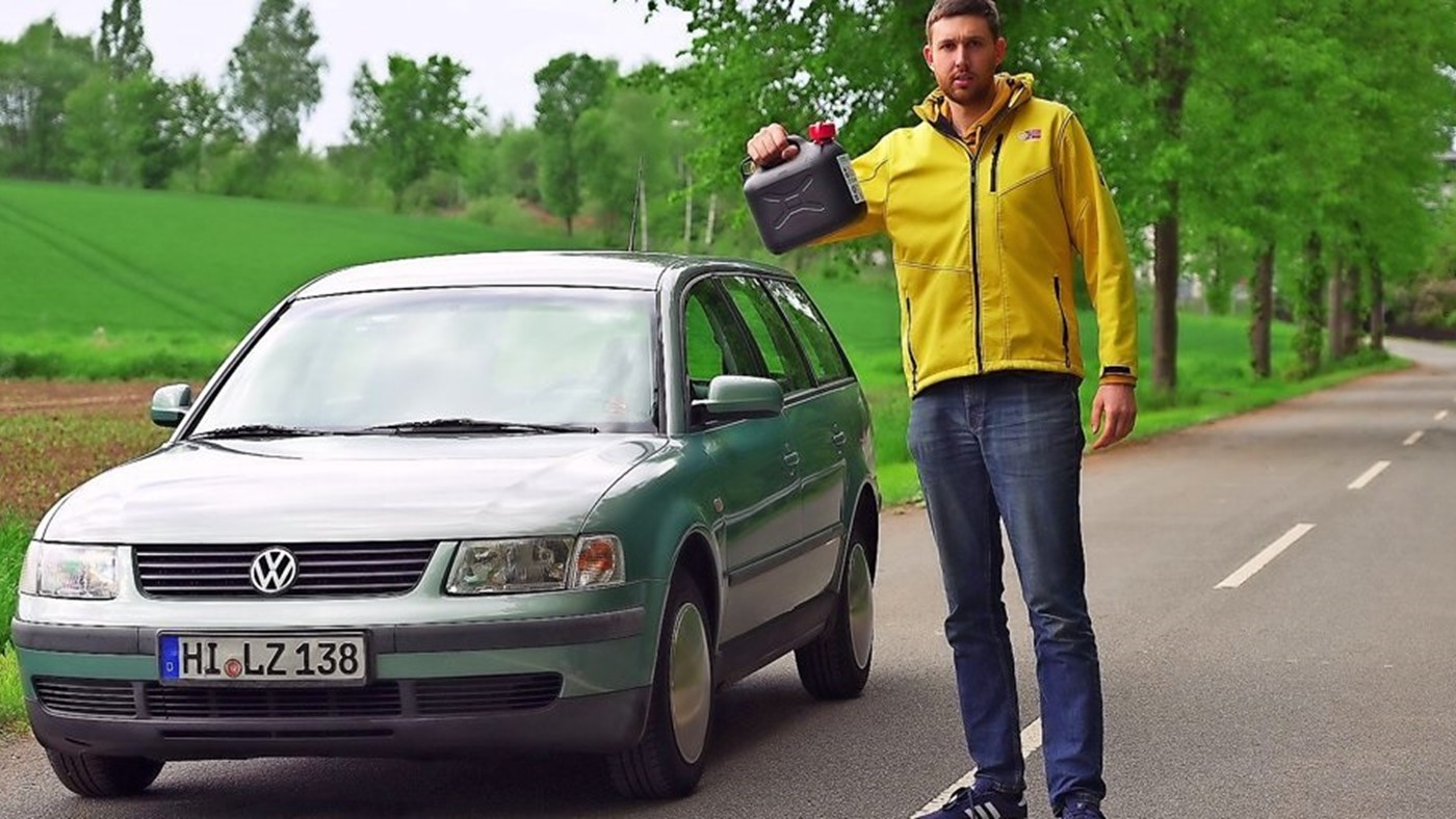 1998 Model Volkswagen Passat'tan Dünya Rekoru: Tek Depoyla 2.400 Kilometre