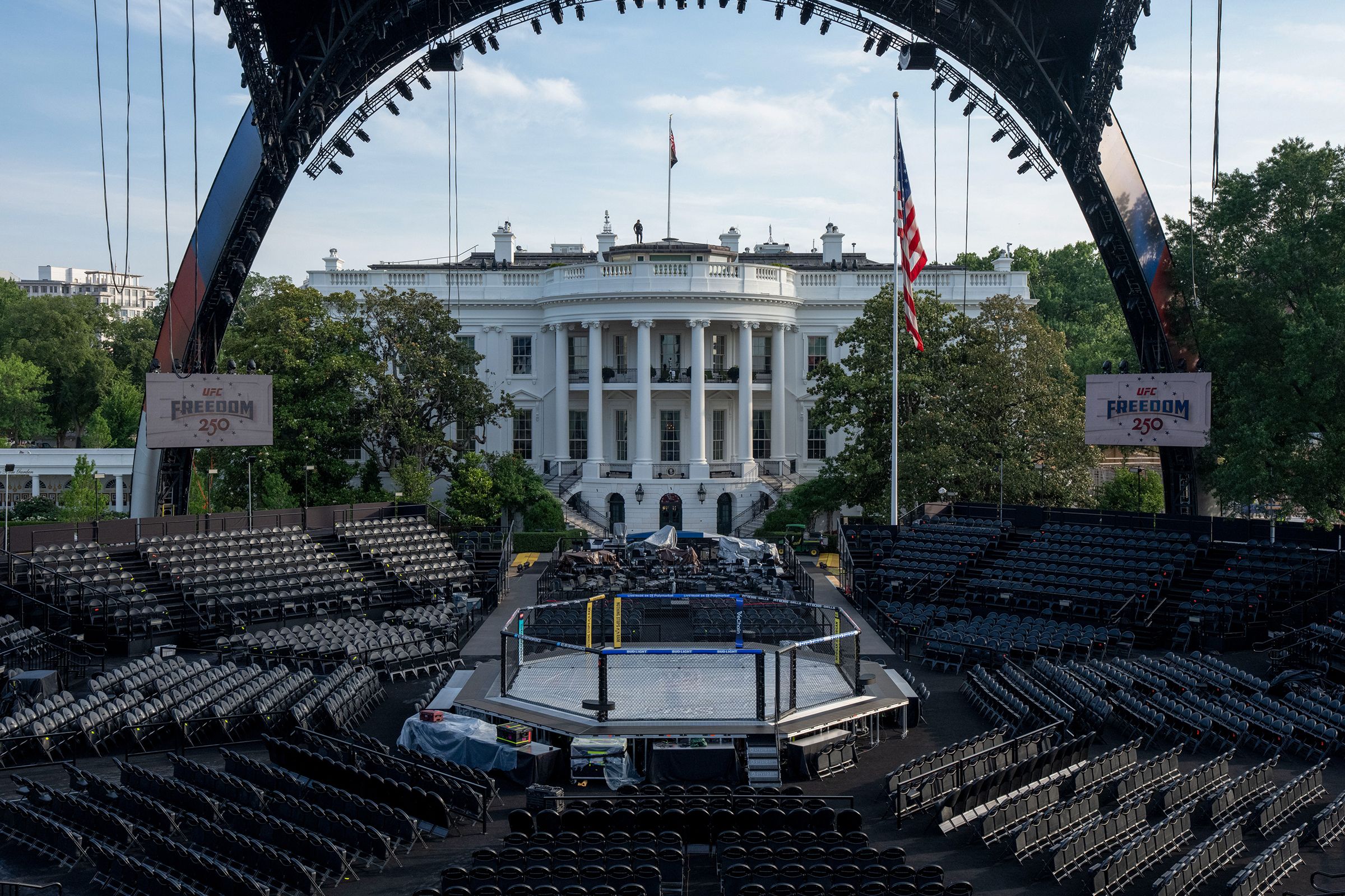 Donald Trump'ın Beyaz Saray'daki UFC Etkinliği Tartışmaların Odağında