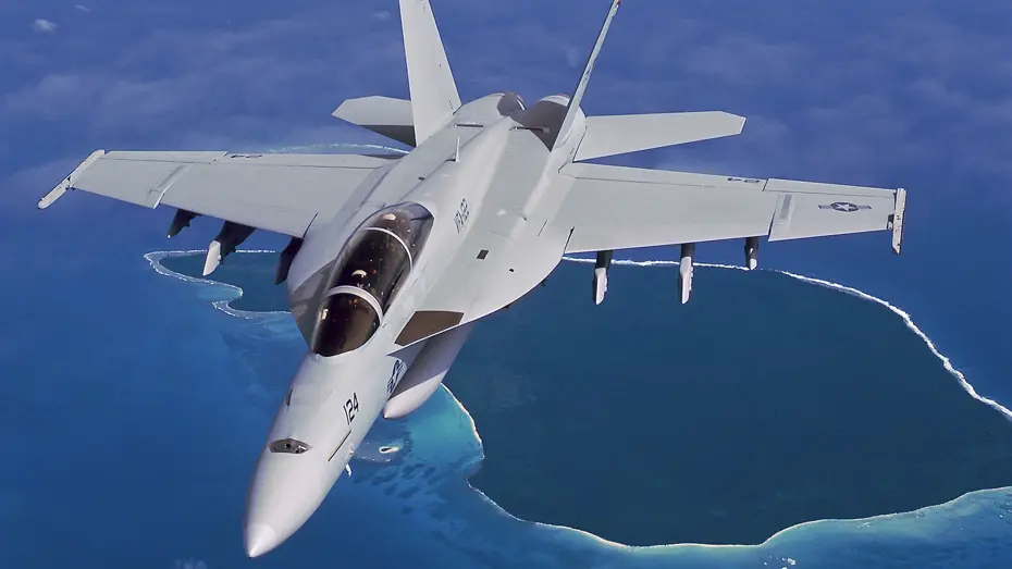 ABD Ordusuna Ait F/A-18 Savaş Uçağı Washington'da Düştü