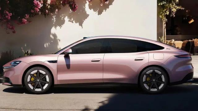 Porsche Taycan Tasarımlı Yeni MG 07 Tanıtıldı: 650 KM Menzil ve Lidar Teknolojisi