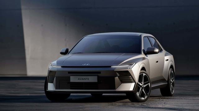 Yeni Nesil 2027 Hyundai Elantra Tanıtıldı: Hibrit Motor ve Gelişmiş Teknolojik Özellikler