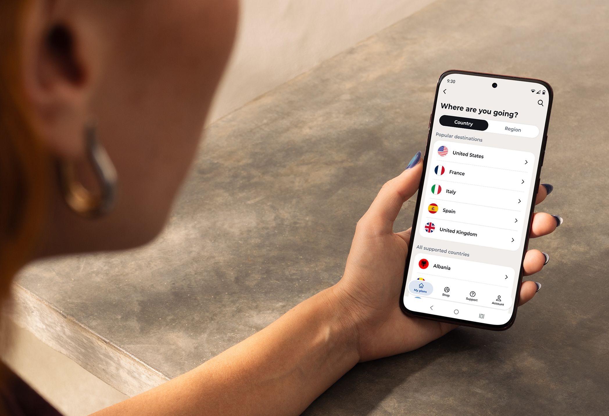 Motorola Akıllı Telefonlarına Dahili Seyahat eSIM Özelliğini Ekliyor