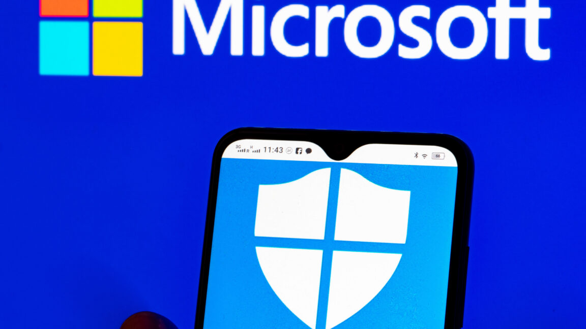 Microsoft'un Windows Defender Yaması Sabit Diskleri Dolduran Yeni Bir Açık Yarattı