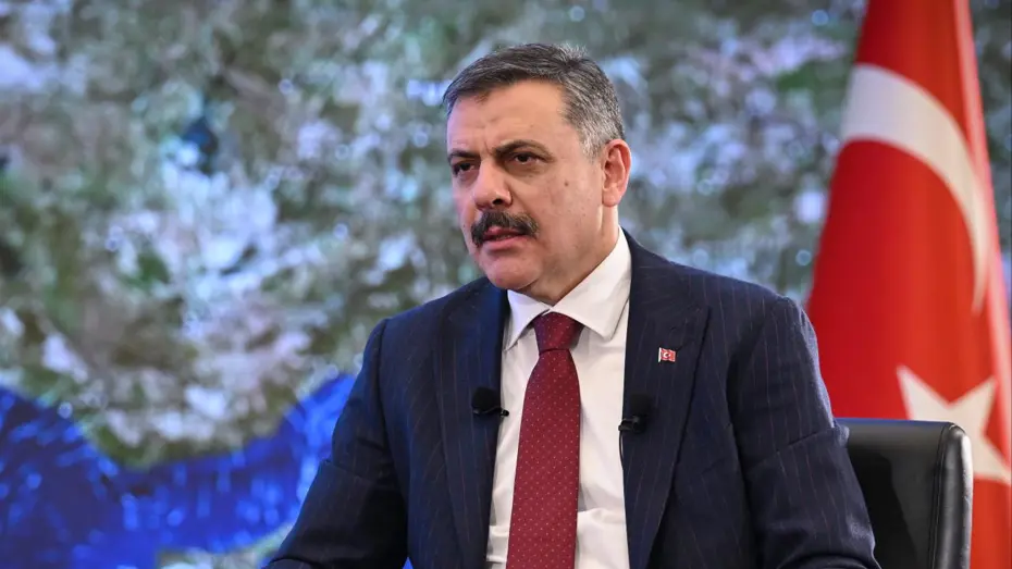 İçişleri Bakanı'ndan Polislere Mesai Düzenlemesi ve Lojman Müjdesi