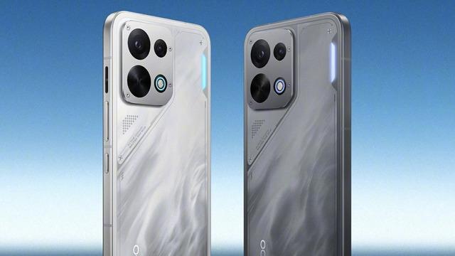 OPPO K15 Tanıtıldı: 8000 mAh Batarya ve Dimensity 7360 İşlemci