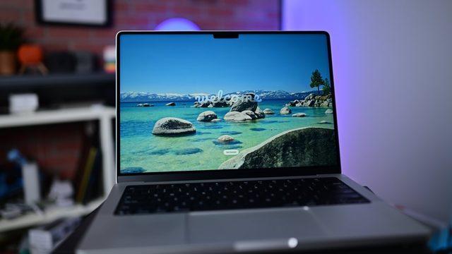 Apple'ın Dokunmatik OLED MacBook Pro'ları İçin Tek Ekran Tedarikçisi Samsung Olacak