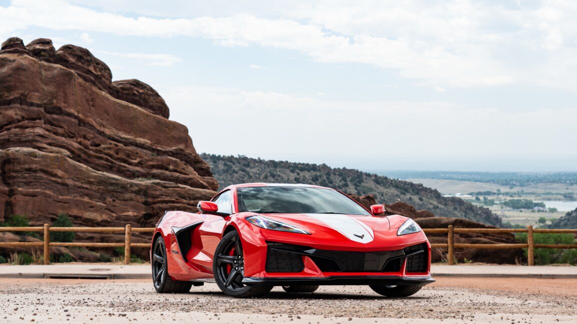 2027 Chevrolet Corvette Grand Sport X: Yazılımın Donanım Kadar Önemli Olduğunun Kanıtı