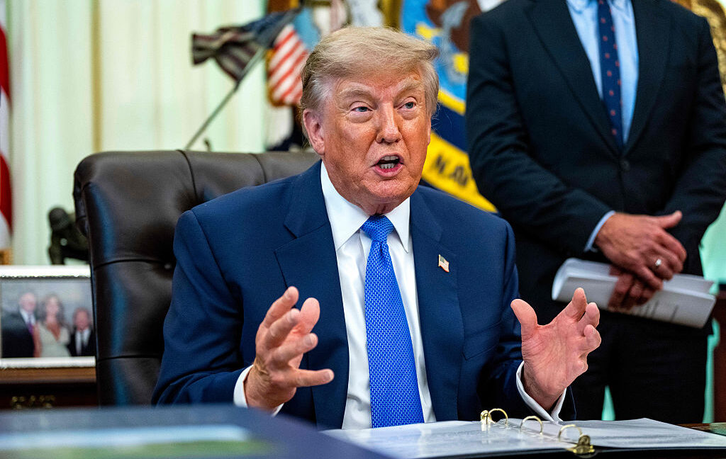 ABD Başkanı Trump'tan Tartışmalı Aşı Kararnamesi: Önerilen Aşı Sayısı Düşürülüyor