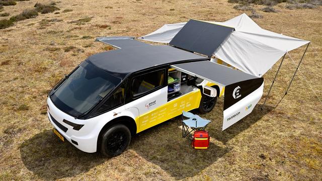 Dünyanın İlk Güneş Enerjili Ambulansı Stella Juva: Tek Günde 715 Km Menzil