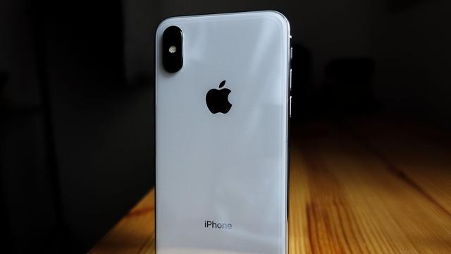 Apple, iPhone X ve 2018 MacBook Pro'yu Eski Ürünler Listesine Ekledi