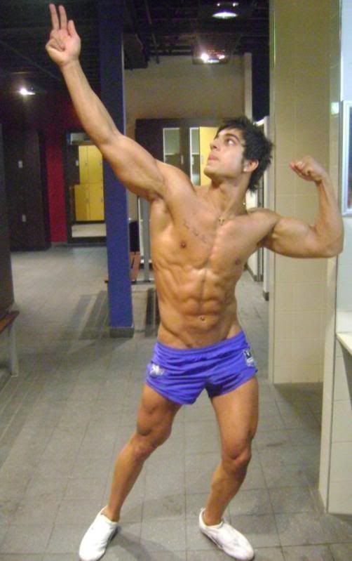 İnternetin İlk "Looksmaxxer"ı Zyzz'in Yükselişi ve Trajik Ölümü Belgesel Oldu