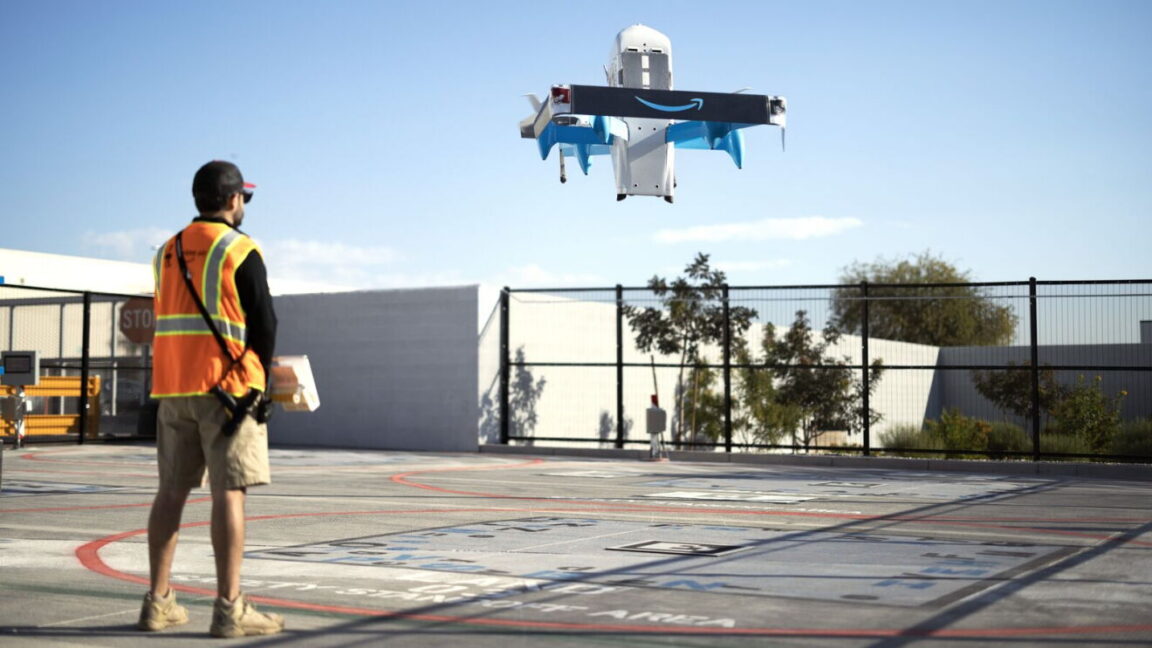 Amazon, 2026 Sonuna Kadar 500 Bölgede Drone ile Teslimat Yapmayı Hedefliyor