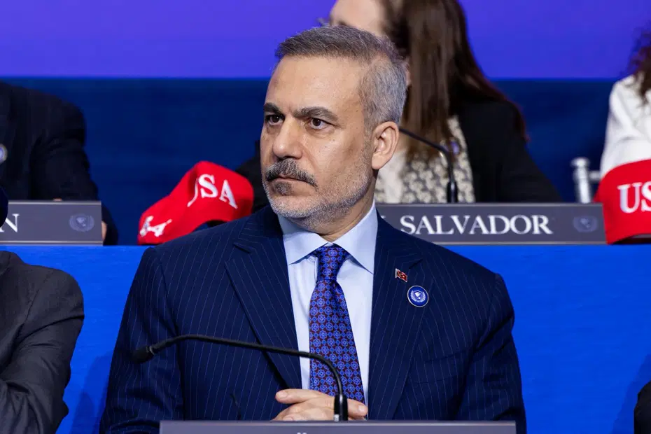 Dışişleri Bakanı Hakan Fidan'dan Mısır ve Suudi Arabistan ile Kritik Telefon Diplomasisi
