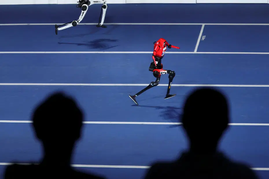 Çinli İnsansı Robot Lightning, 100 Metreyi 9,32 Saniyede Koşarak Usain Bolt'un Rekorunu Kırdı