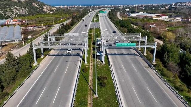 Otoyol Geçişlerinde Yeni Dönem: Serbest Geçiş Sistemi (SGS) Nedir ve Hangi Gişelerde Var?